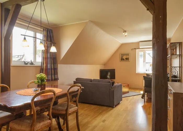 Aisa Family With Sauna Apartmán *